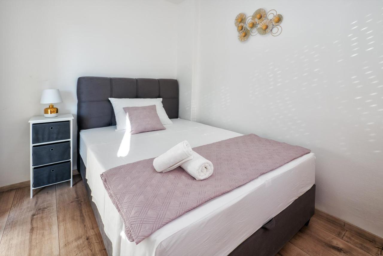 Spinut Sunset 3Bd Apartment - Sea View Balcony & Quiet Area Split Eksteriør bilde